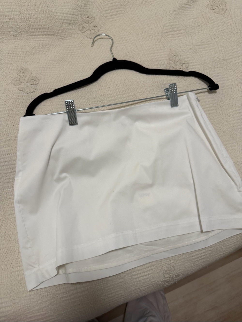Khy skirt white size 4